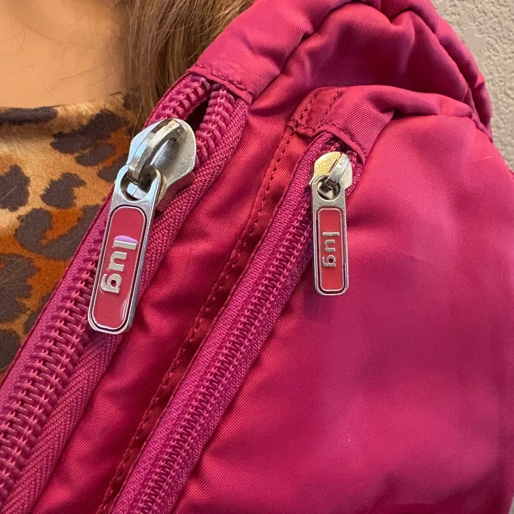 Lug Pink Fuchsia Quilted Sling Bag - Picture 4 of 13